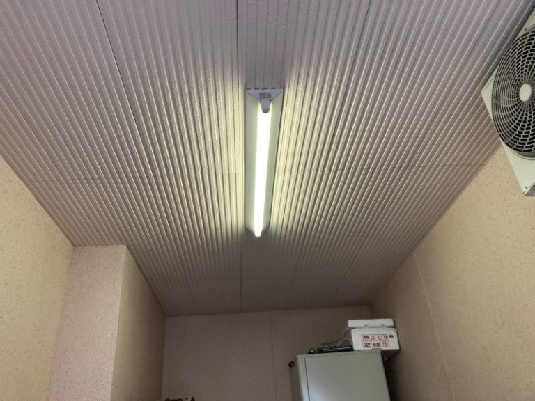 大阪府大東市 N様　LED照明器具取付工事 03